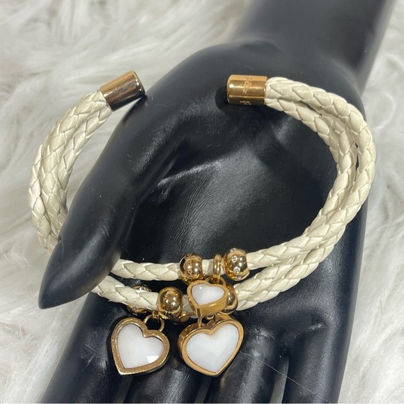 FOLLI FOLLIE 3 triple strand charm bracelet - Picture 2 of 6